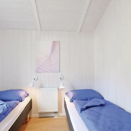 Holiday home Frische Brise 25 - Dorf 3 *