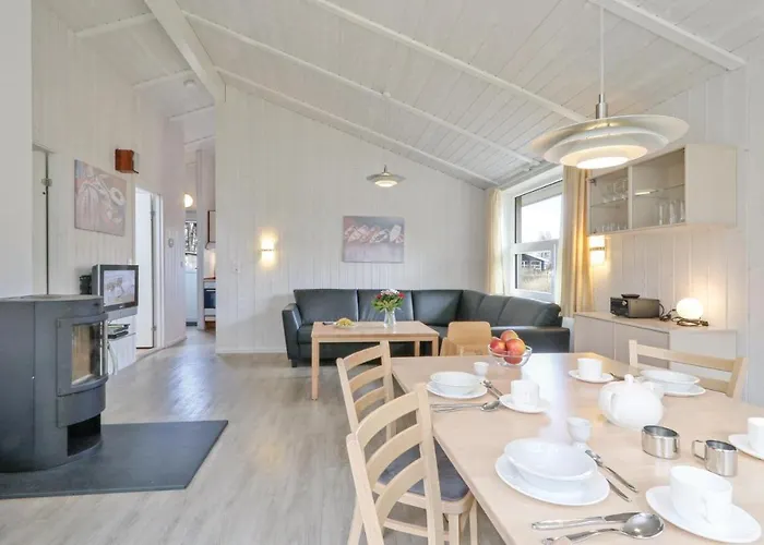 بيت للعطل Mars 77 بريوال